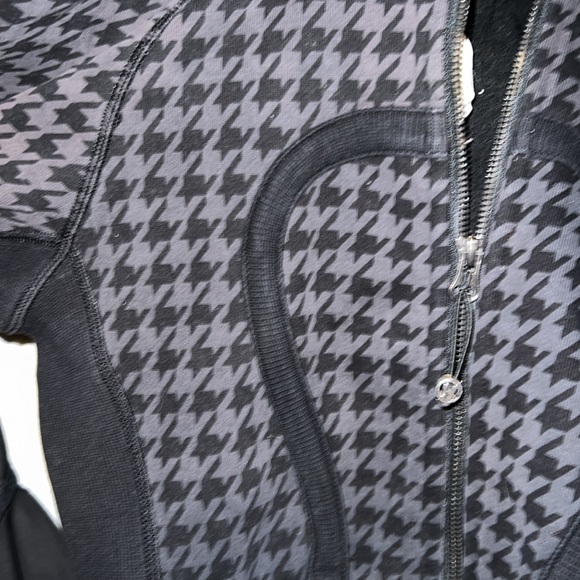 Lululemon Scuba Hoodie II Giant Houndstooth Dip Dye Deep Coal Black Size 4 - Picture 8 of 8